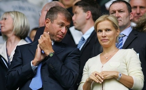A picture of Irina Malandina with her former spouse Roman Abramovich. 